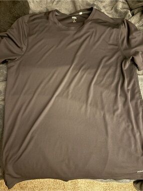 DSG Men’s Short Sleeve Performance Shirt - Charcoal